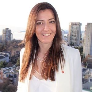 Meet your Posher, Daniela